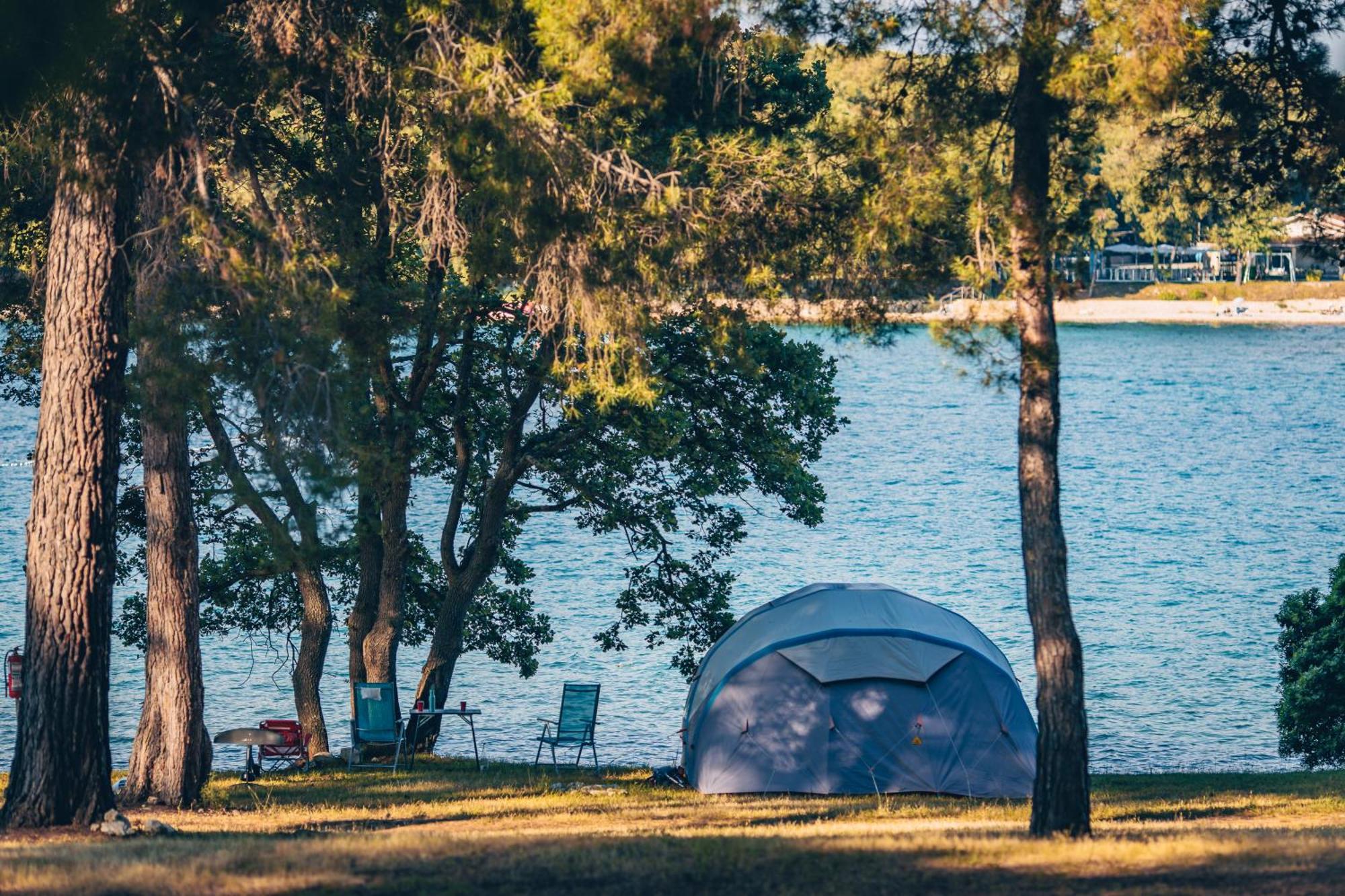 Maistra Camping Koversada Uncovered Naturist Pitches Orsera Esterno foto