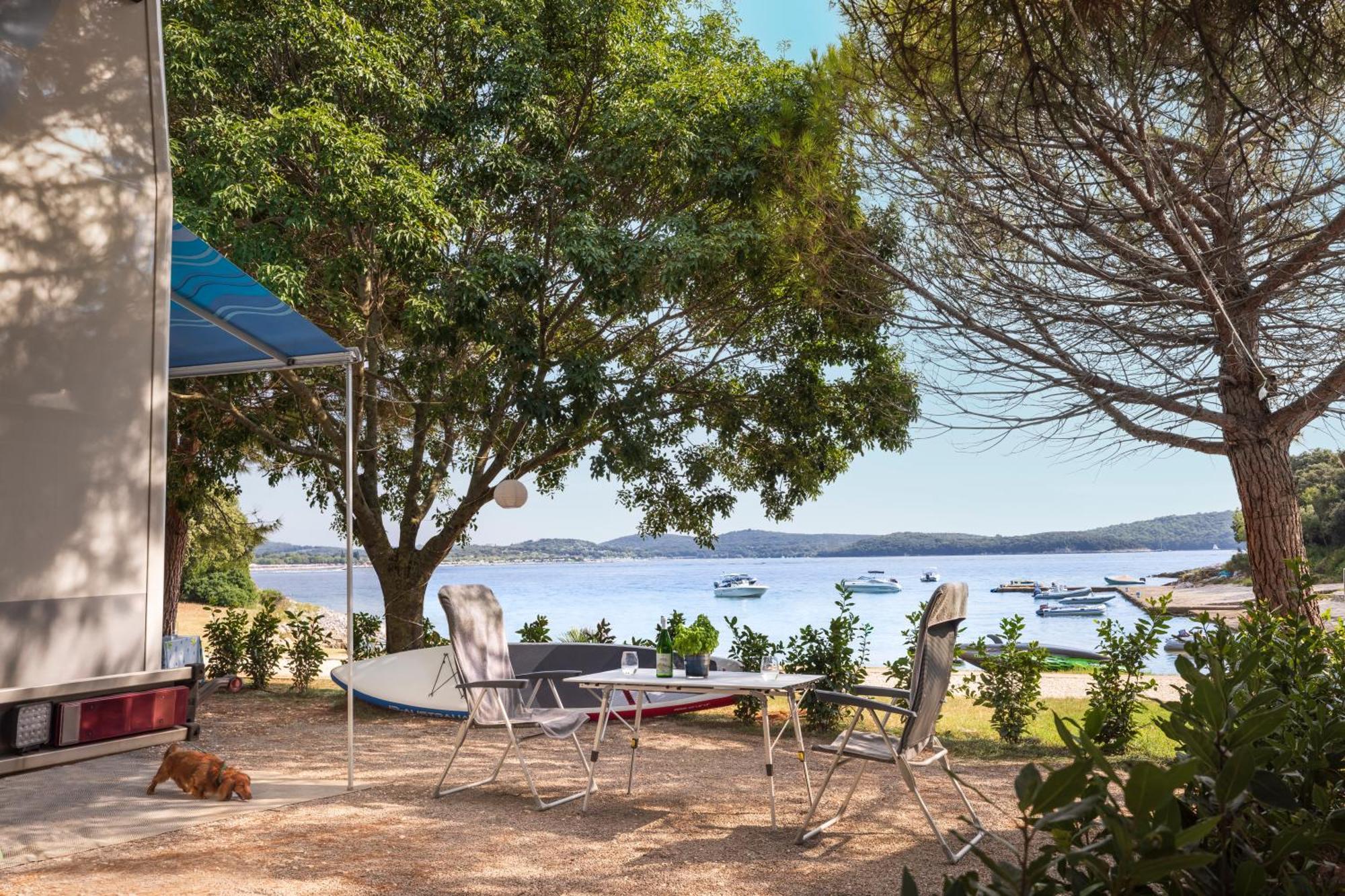 Maistra Camping Koversada Uncovered Naturist Pitches Orsera Esterno foto